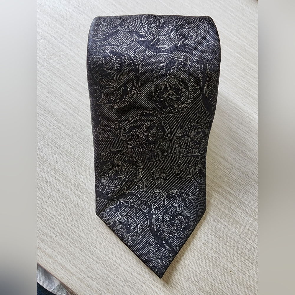 Versace Black And Silver Print Tie